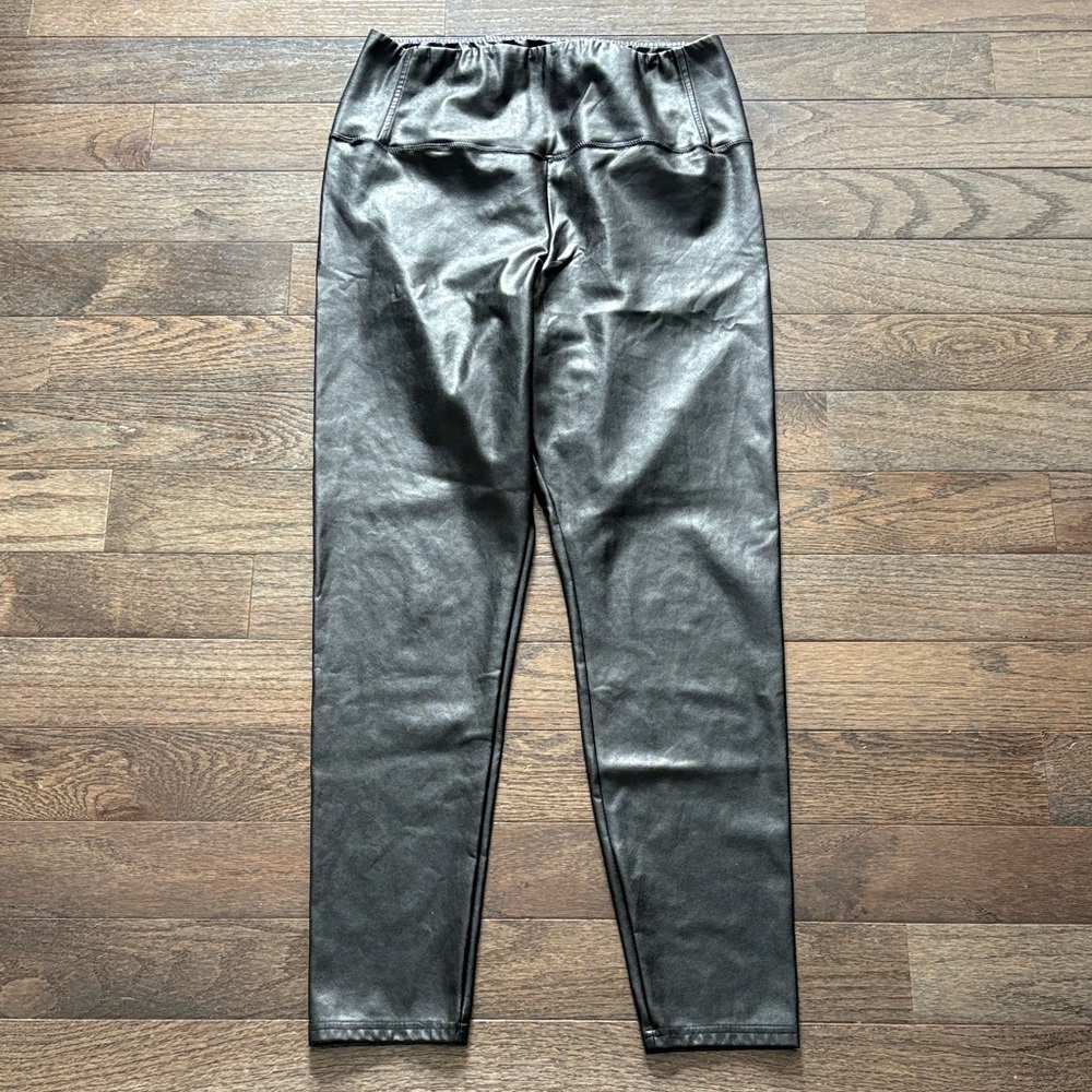 Wilfred Faux Leather Leggings